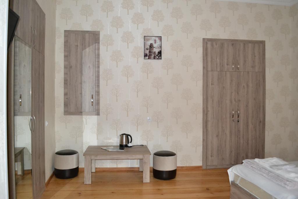 Guest House Rafael Tbilissi Extérieur photo