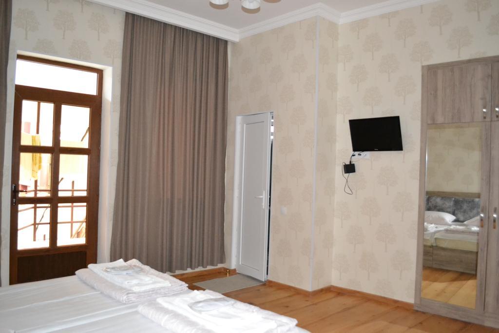 Guest House Rafael Tbilissi Extérieur photo