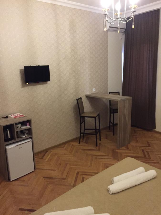 Guest House Rafael Tbilissi Extérieur photo