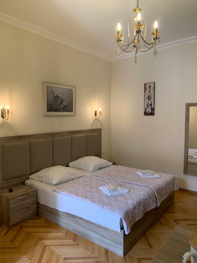 Guest House Rafael Tbilissi Extérieur photo